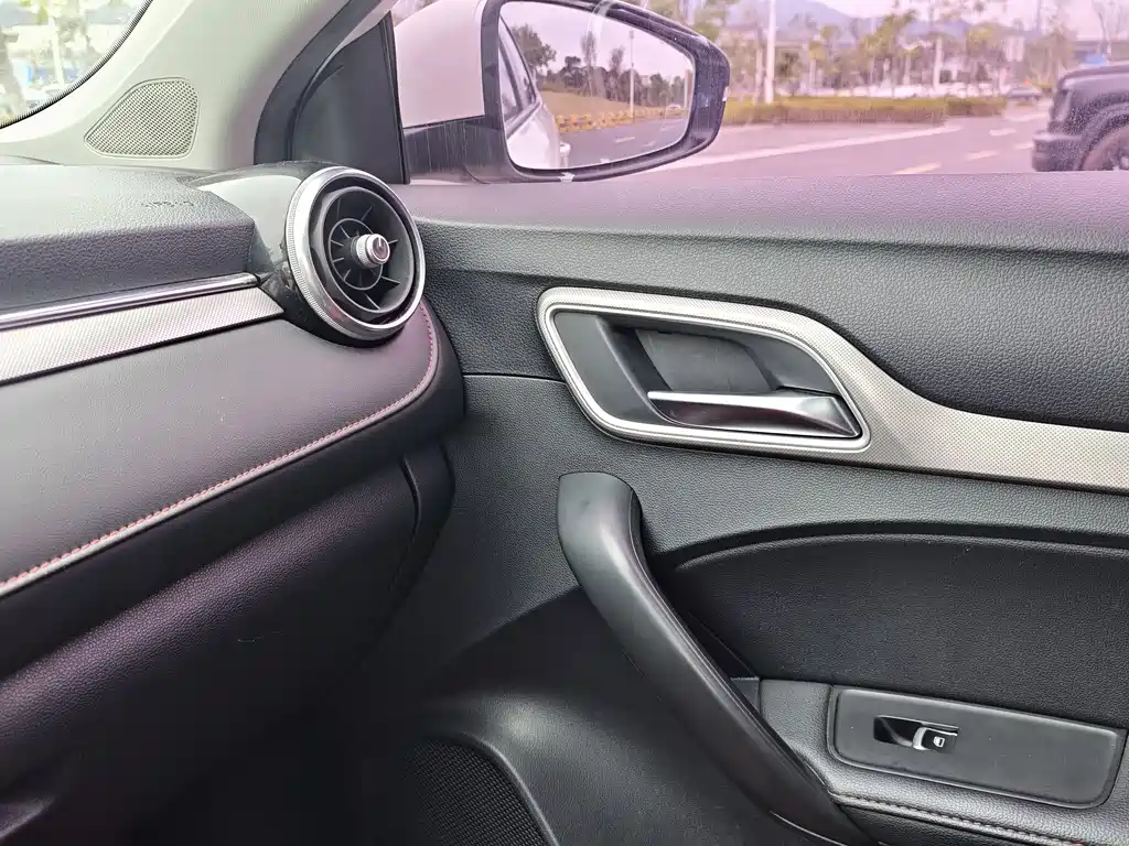 MG MG6 2019 20T Automatic Starlight Edition 2020 - thumbnail 29