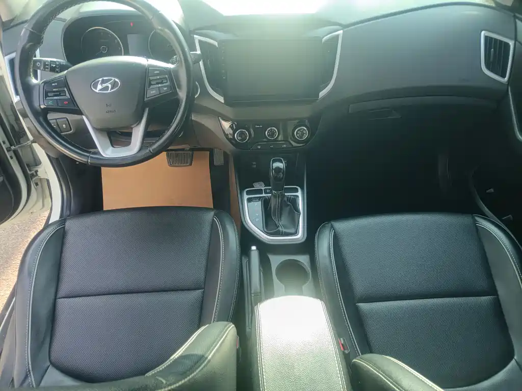 Hyundai Hyundai ix25 2016 1.6T DCT 2WD GLS Intelligent Edition 2018 - thumbnail 8