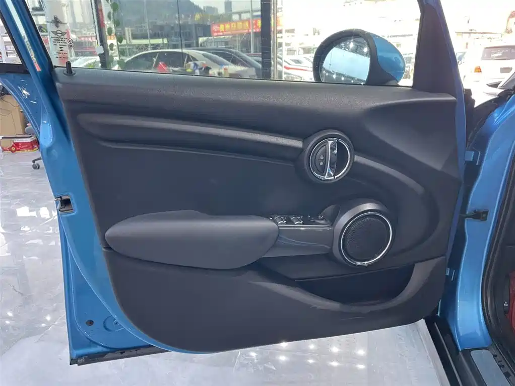 MINI MINI 2016 1.2T ONE Vanguard Five-Door 2018 - thumbnail 5