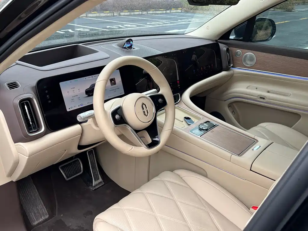 AITO M9 Aito M9 2025 Extended Range Ultra 52kWh 6-seater 2025 - thumbnail 11