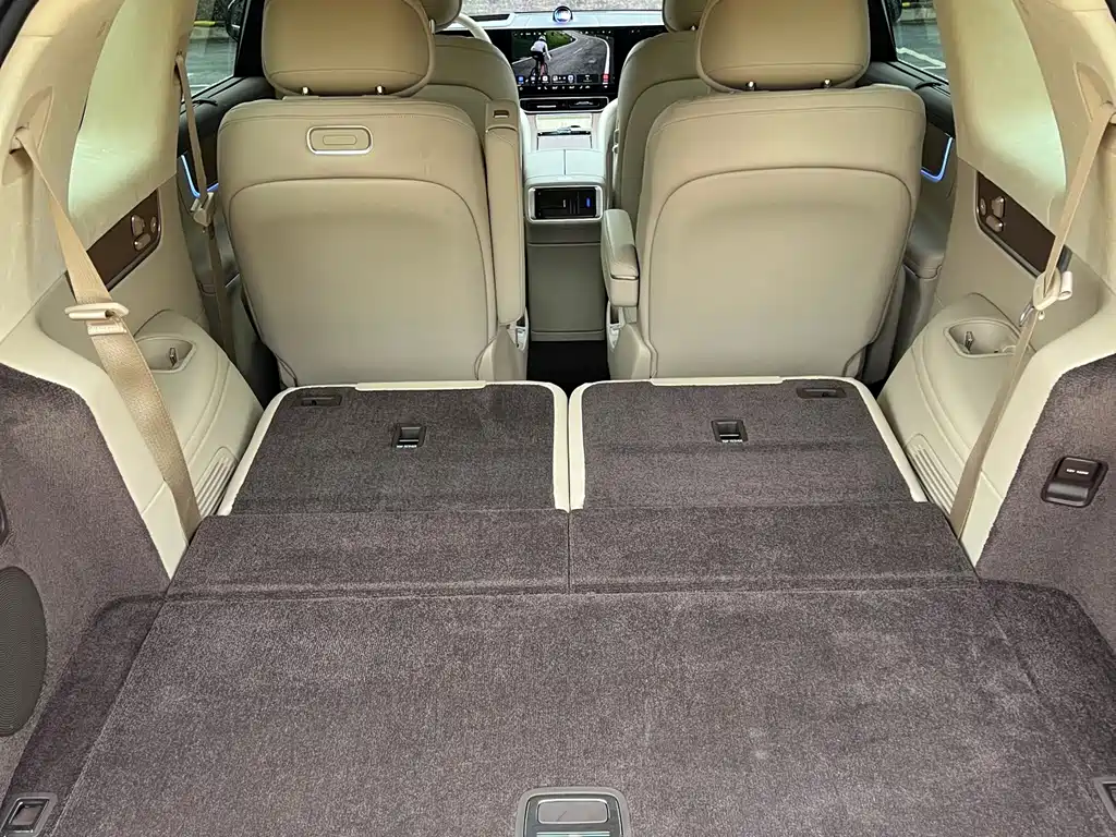 AITO M9 Aito M9 2025 Extended Range Ultra 52kWh 6-seater 2025 - thumbnail 13