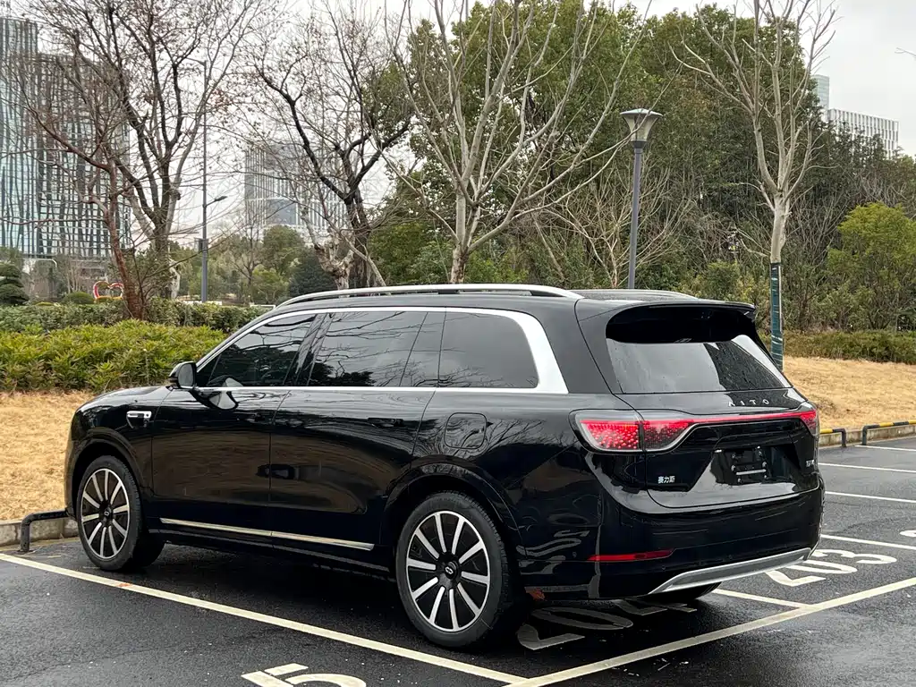 AITO M9 Aito M9 2025 Extended Range Ultra 52kWh 6-seater 2025 - thumbnail 14