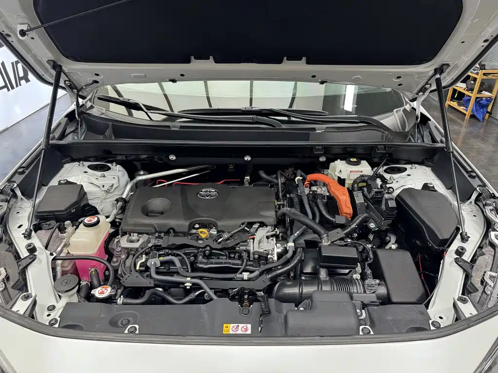 Toyota RAV4 2021 Hybrid 2.5L E-CVT AWD Premium Plus Edition 2022 - thumbnail 18