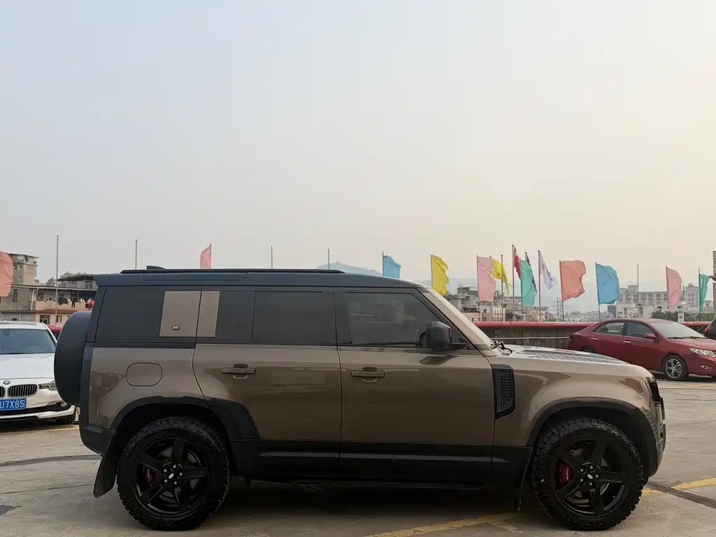 Land Rover Land Rover Defender 2020 110 P400 HSE 2020 - thumbnail 4
