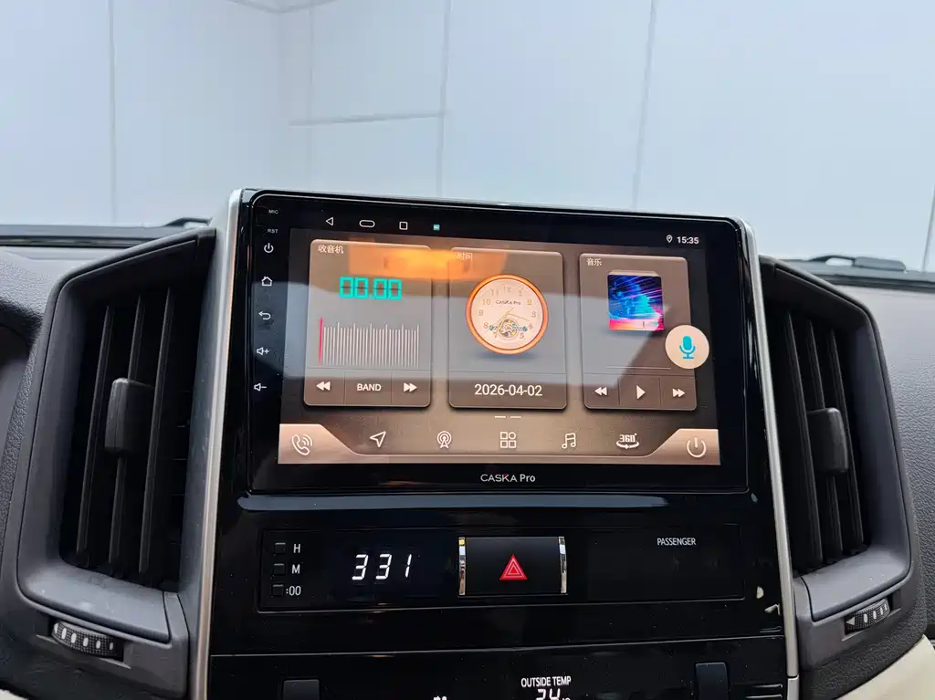 Toyota Land Cruiser (Imported) 2019 Model 4.0L Middle East Version 2020 - thumbnail 26