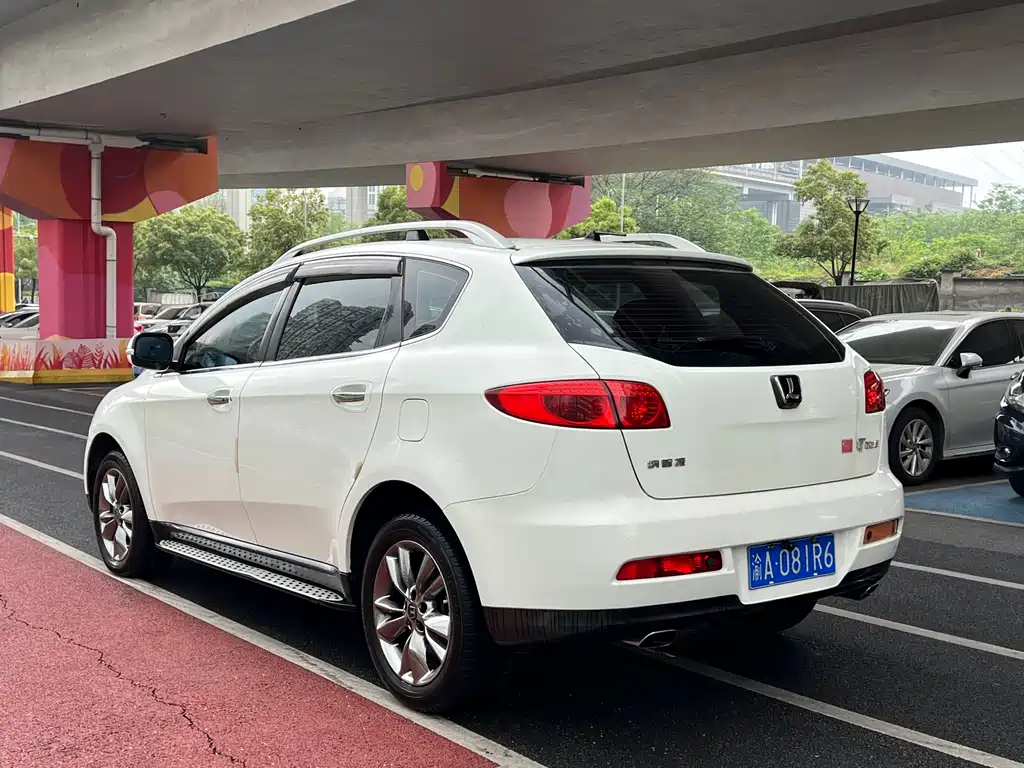 Luxgen Dai 7 SUV 2014 2.2T Two-Wheel Drive Smart Model 2014 - thumbnail 9