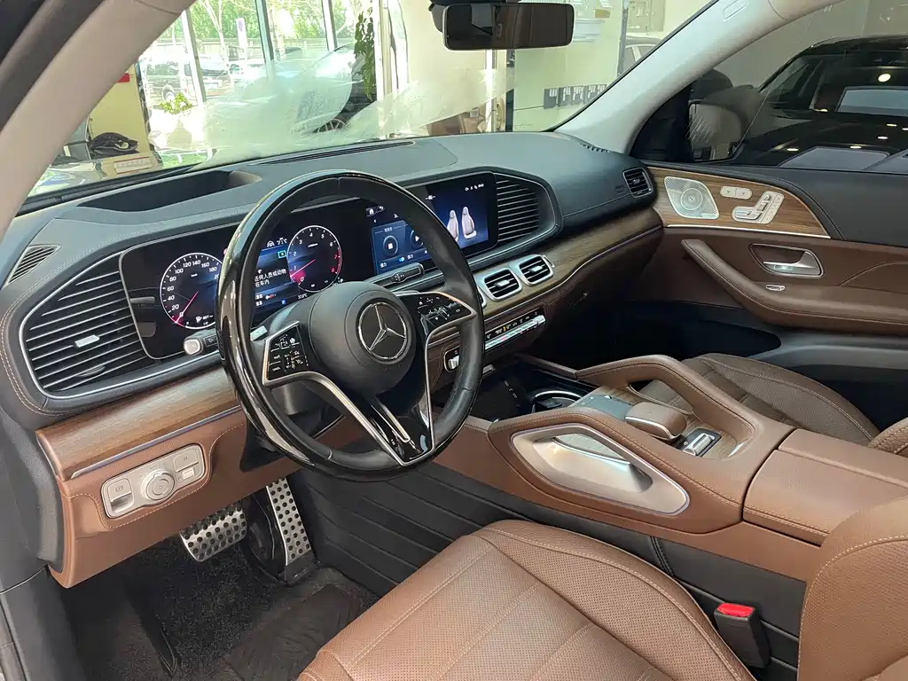Mercedes-Benz Mercedes-Benz GLS 2024 GLS 450 4MATIC Luxury 2024 - thumbnail 4