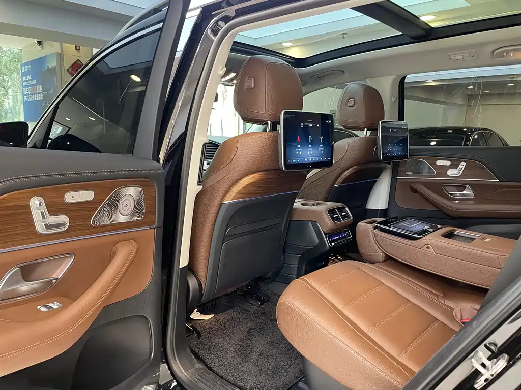 Mercedes-Benz Mercedes-Benz GLS 2024 GLS 450 4MATIC Luxury 2024 - thumbnail 9