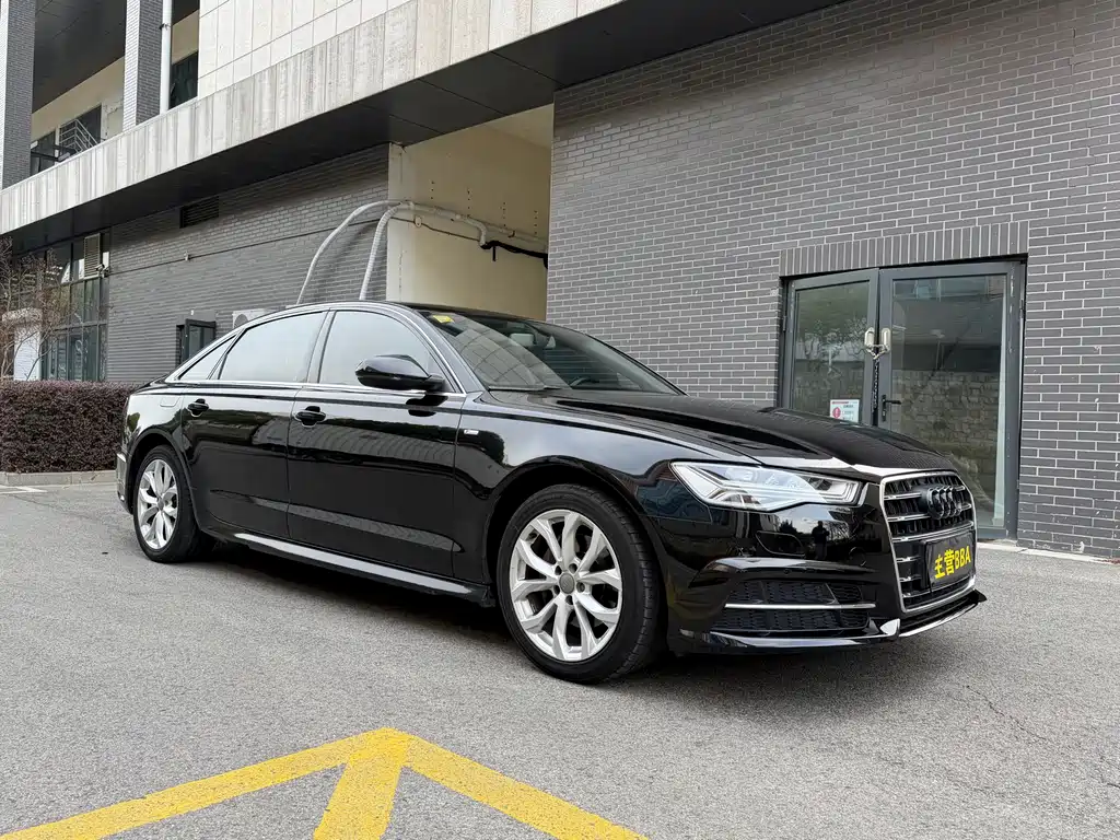Audi Audi A6L 2018 30th Anniversary Edition 35 TFSI Fashion Edition 2018 - thumbnail 2