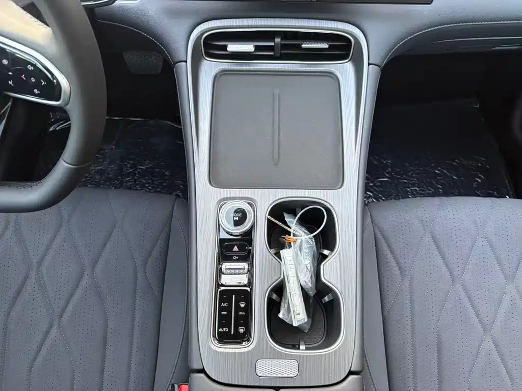 Chery Tiggo 8 PLUS 2025 Model 290TGDI DCT Wind Edition 2025 - thumbnail 11
