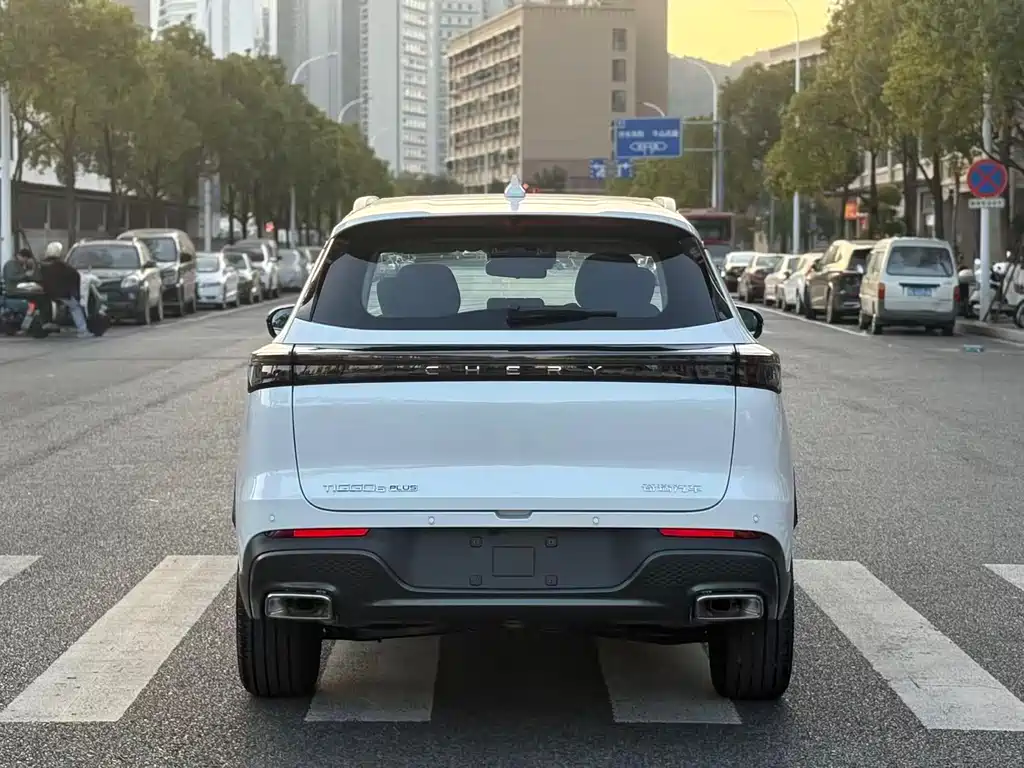 Chery Tiggo 8 PLUS 2025 Model 290TGDI DCT Wind Edition 2025 - thumbnail 17