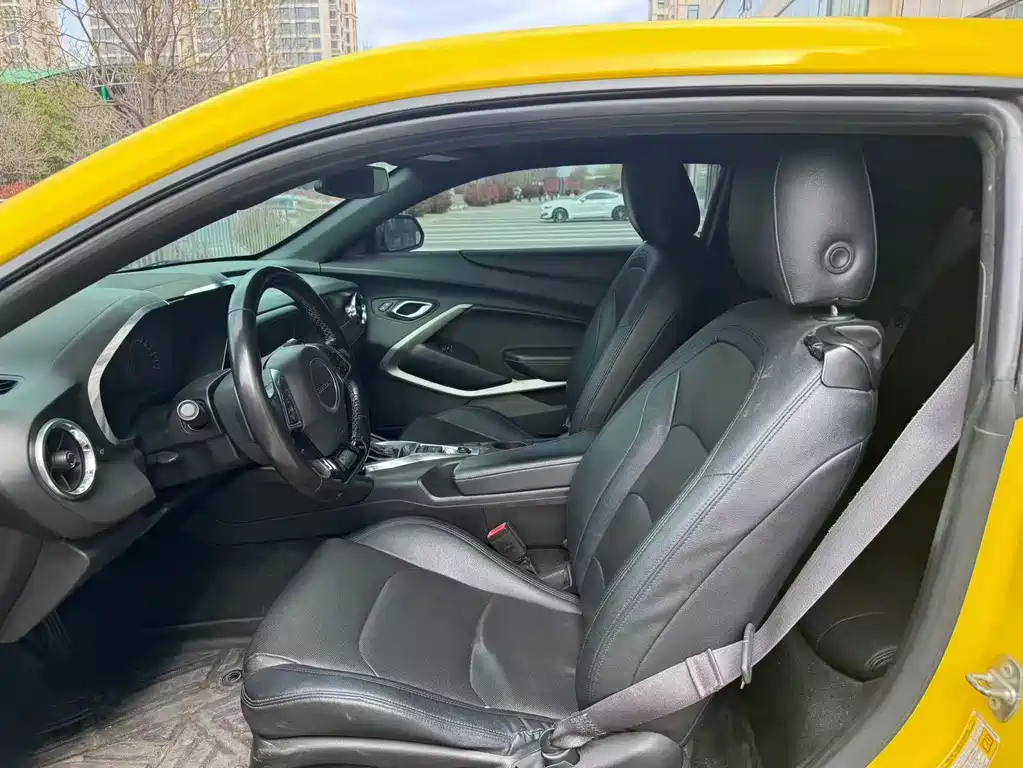 Chevrolet Camaro 2017 2.0T RS 2018 - thumbnail 4