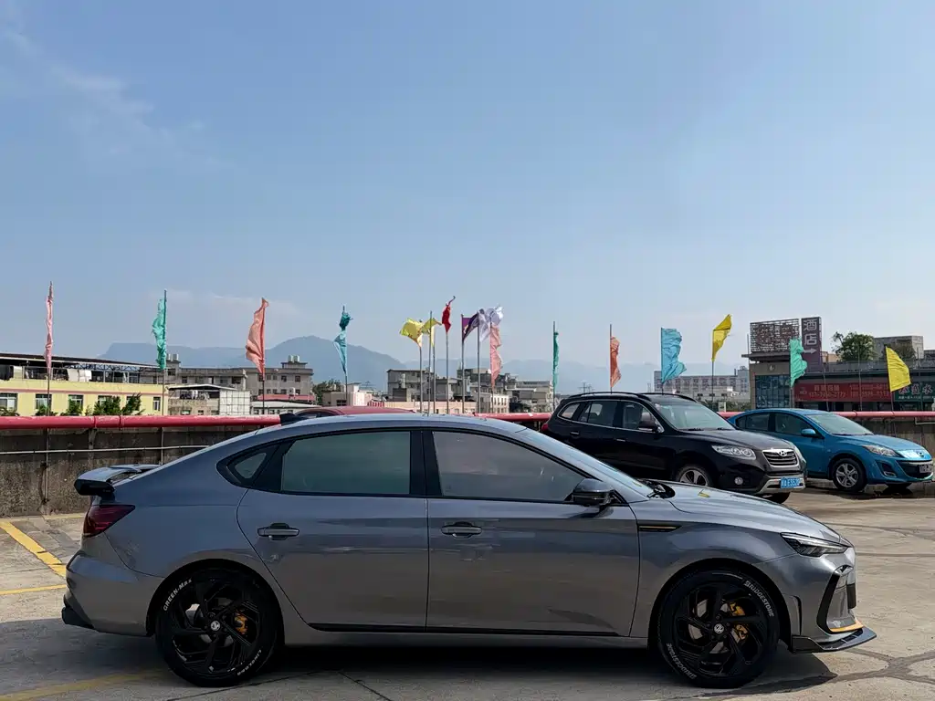 MG MG6 2021 Pro 1.5T Automatic Trophy Intelligent Driving Flagship Edition 2022 - thumbnail 4