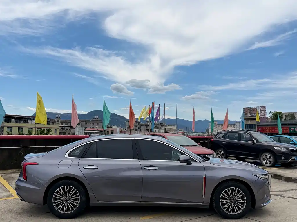Hongqi Hongqi H5 2023 1.5T DCT Smart Link Flag Joy Edition 2022 - thumbnail 4