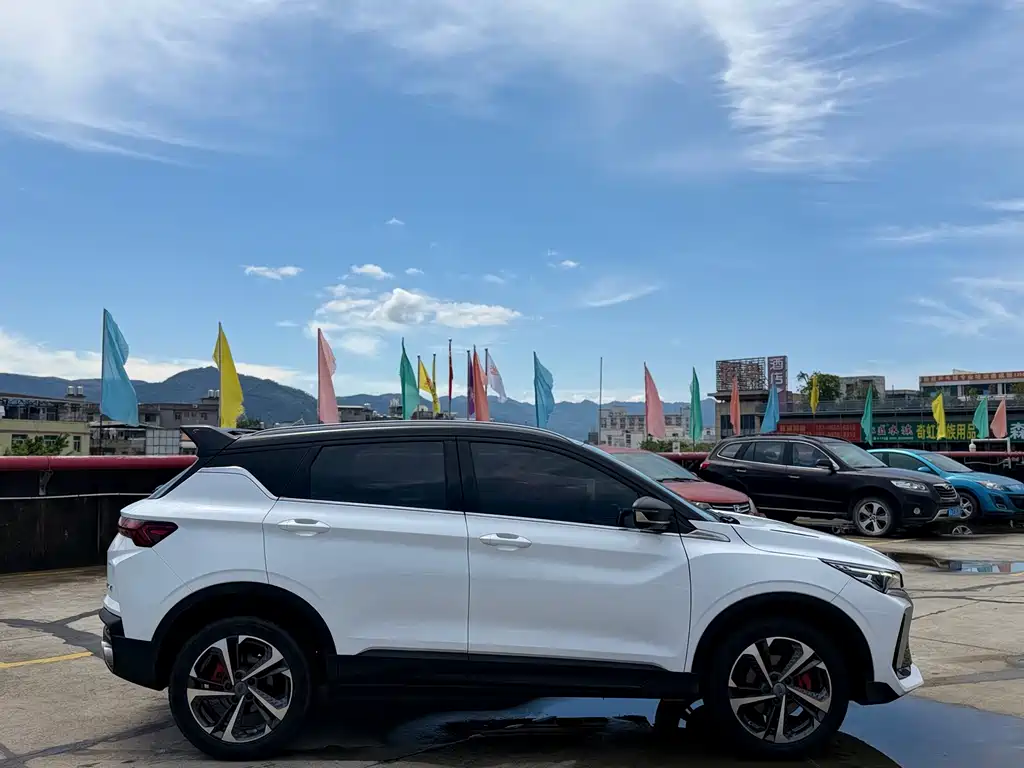 Geely Auto Geely Binyue 2022 Binyue COOL 1.5TD DCT Jiqing Edition 2023 - thumbnail 4