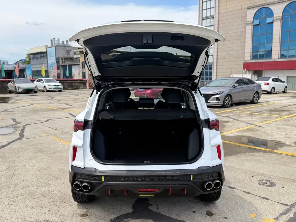 Geely Auto Geely Binyue 2022 Binyue COOL 1.5TD DCT Jiqing Edition 2023 - thumbnail 11