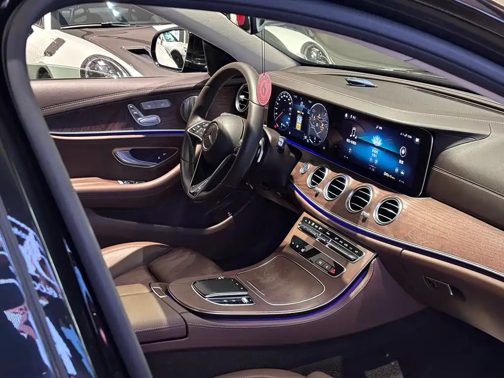 Mercedes-Benz Mercedes-Benz E-Class 2022 Facelift E 300 L Luxury 2022 - thumbnail 13