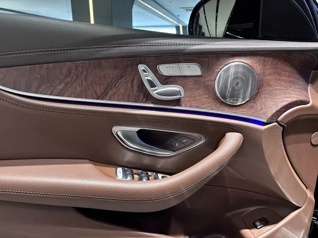 Mercedes-Benz Mercedes-Benz E-Class 2022 Facelift E 300 L Luxury 2022 - thumbnail 19