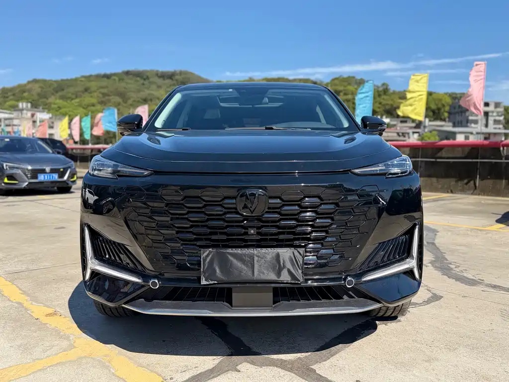 Changan Changan UNI-K 2021 2.0T Excellent Edition 2021 - thumbnail 2