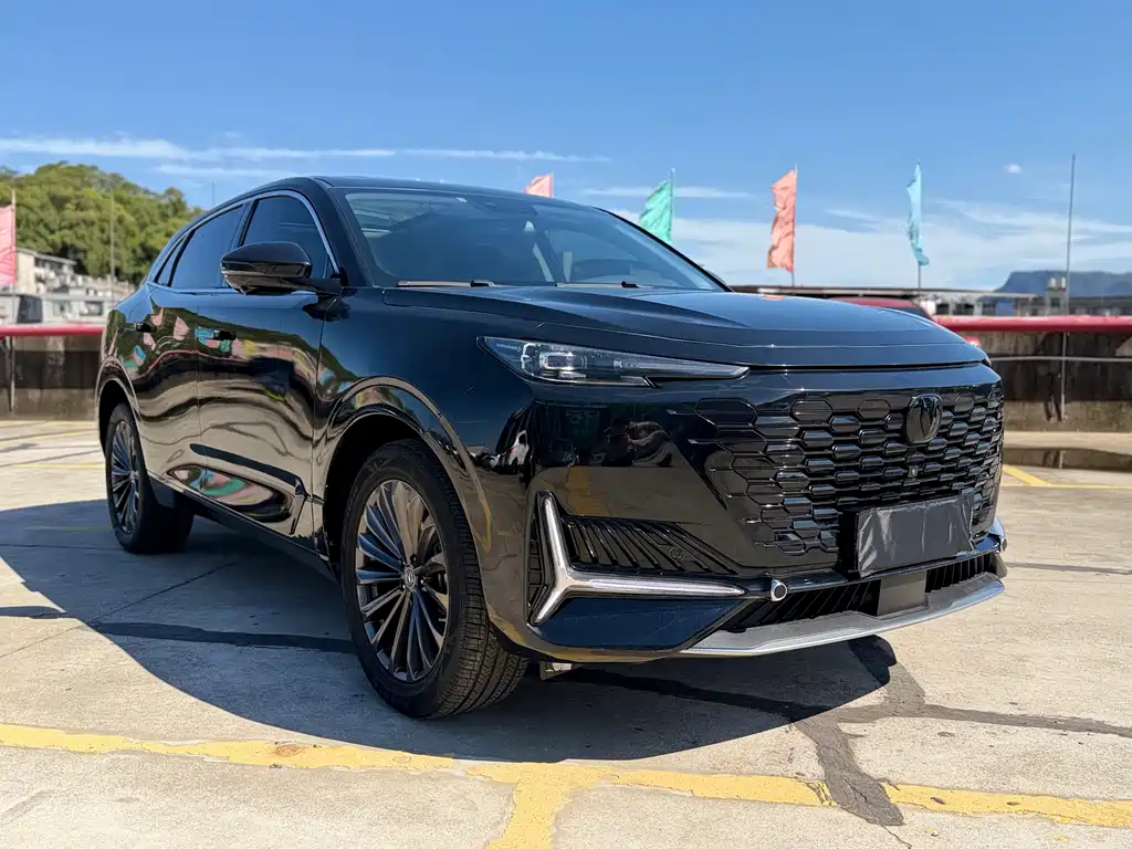 Changan Changan UNI-K 2021 2.0T Excellent Edition 2021 - thumbnail 3