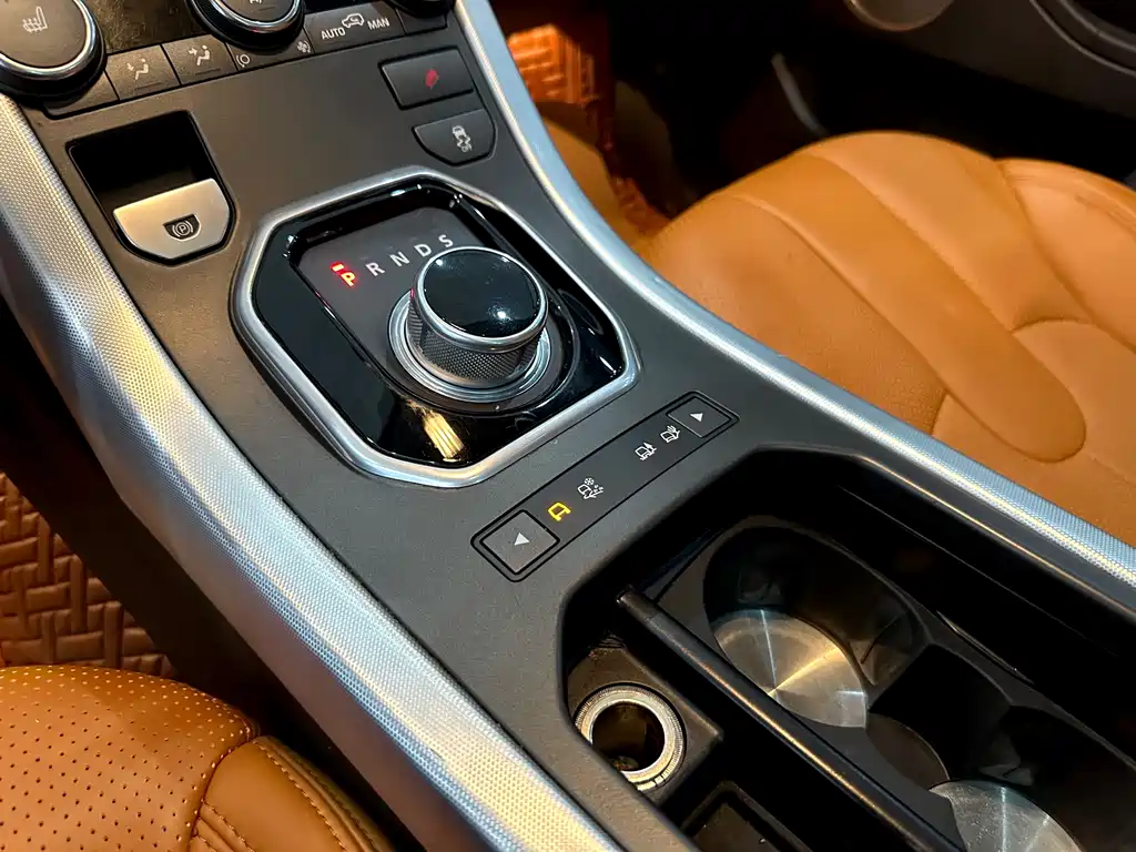 Land Rover Range Rover Evoque 2014 2.0T 5-door Dynamic SE 2014 - thumbnail 19