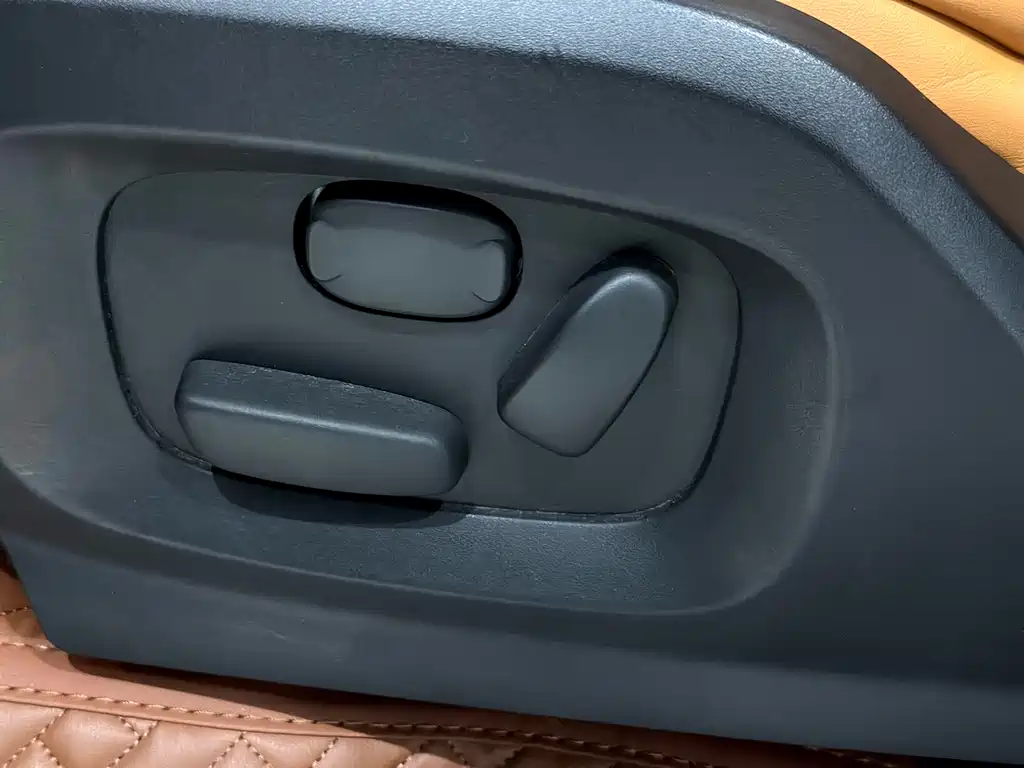 Land Rover Range Rover Evoque 2014 2.0T 5-door Dynamic SE 2014 - thumbnail 29