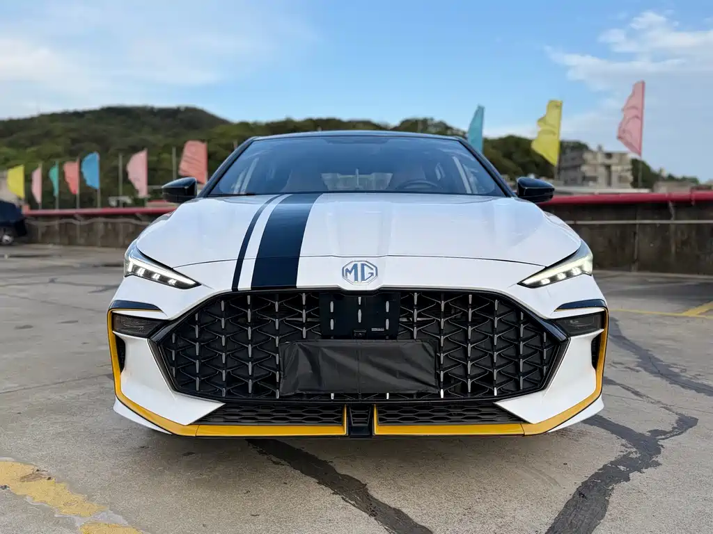 MG MG6 2021 Pro 1.5T Automatic Trophy Luxury Edition 2022 - thumbnail 2
