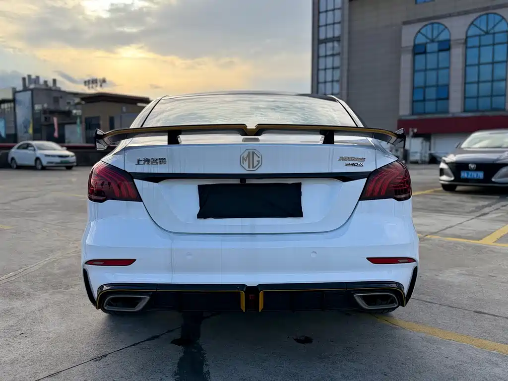 MG MG6 2021 Pro 1.5T Automatic Trophy Luxury Edition 2022 - thumbnail 6
