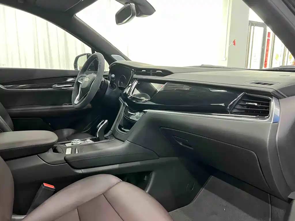 Cadillac Cadillac XT6 2021 2.0T Seven-seat AWD Luxury Edition 2021 - thumbnail 6