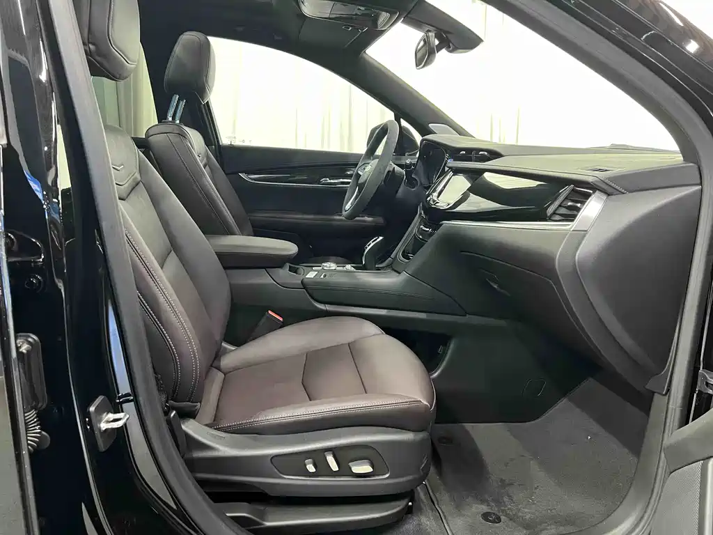 Cadillac Cadillac XT6 2021 2.0T Seven-seat AWD Luxury Edition 2021 - thumbnail 8