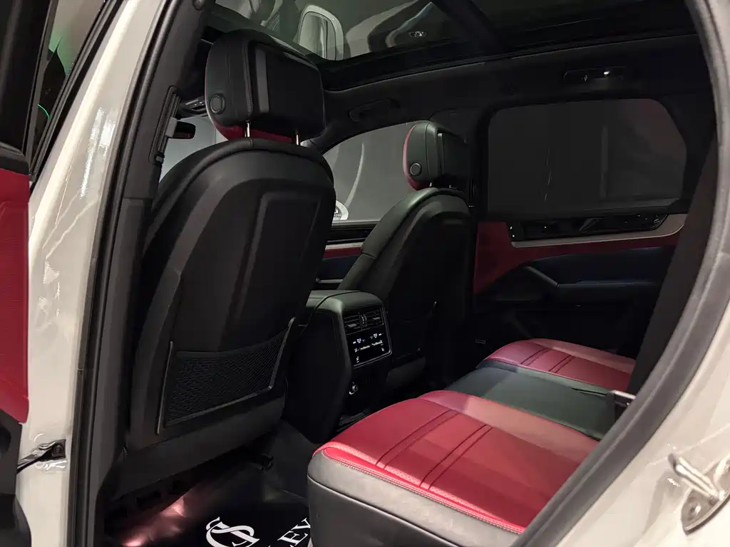 Porsche Porsche Cayenne 2024 Model Cayenne 3.0T 2024 - thumbnail 9