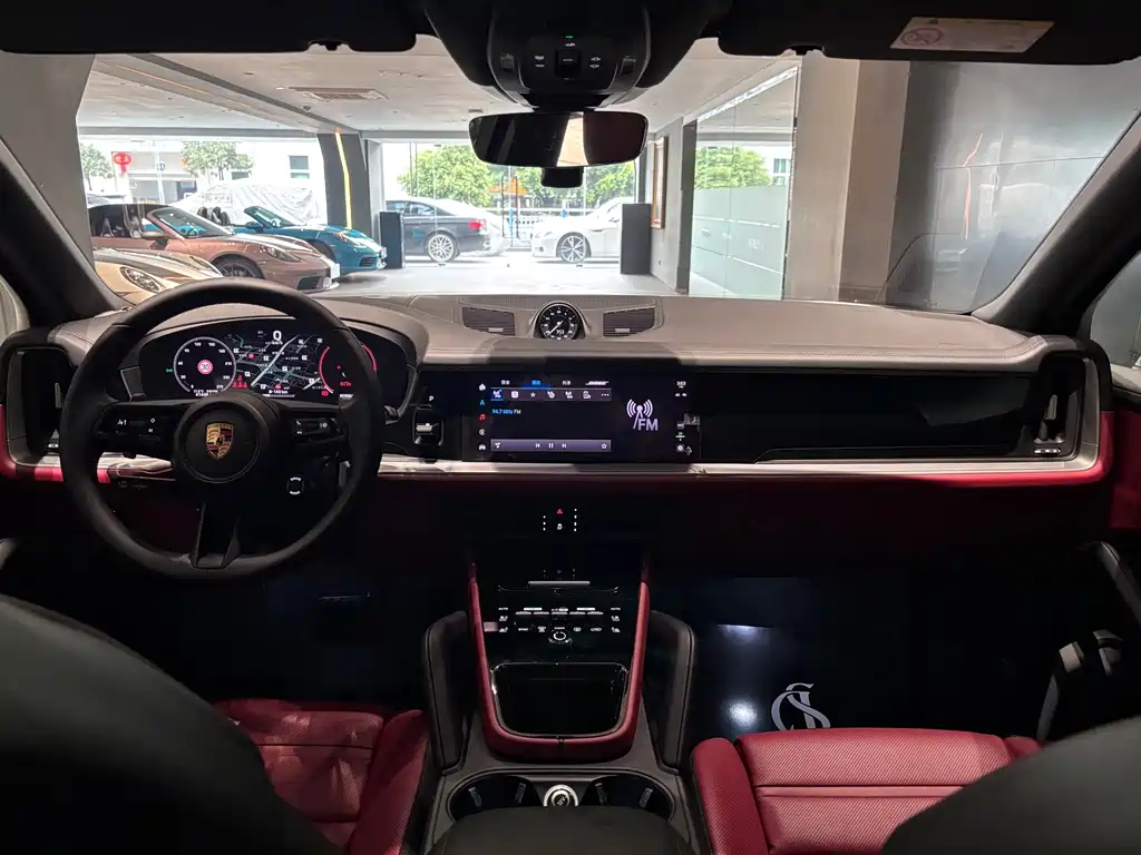 Porsche Porsche Cayenne 2024 Model Cayenne 3.0T 2024 - thumbnail 10