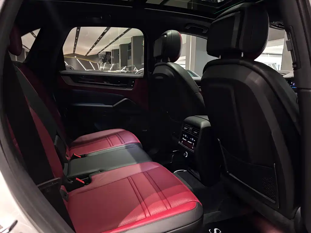 Porsche Porsche Cayenne 2024 Model Cayenne 3.0T 2024 - thumbnail 14