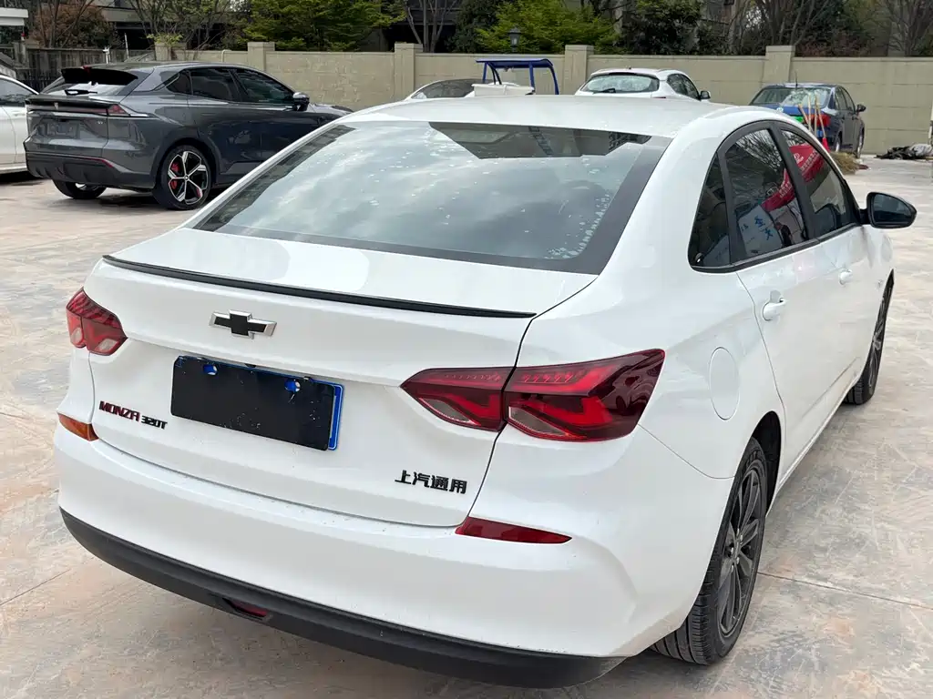 Chevrolet Chevrolet Cruze 2020 Redline 320T DCT Sport Edition 2021 - thumbnail 5