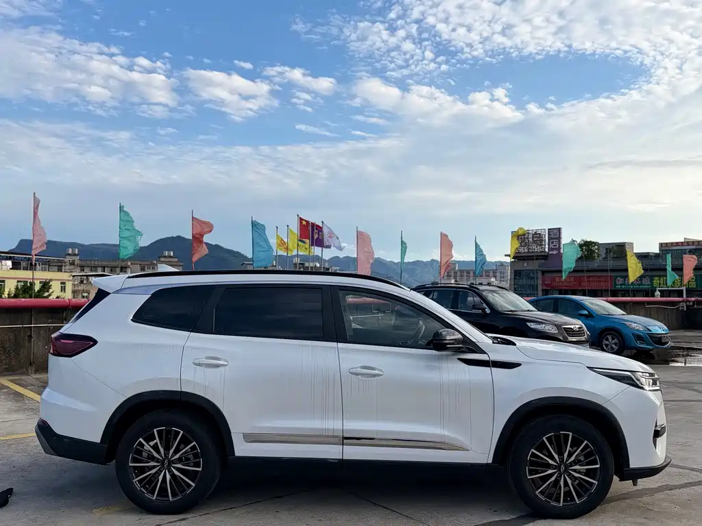 Chery Chery Tiggo 8 Pro 2024 Champion Edition 290T 2WD Ultimate 5-seat 2024 - thumbnail 4