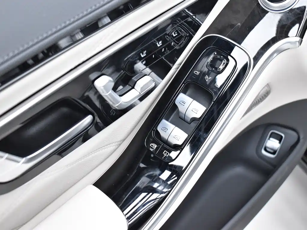 Mercedes-Benz Mercedes-Maybach S-Class 2024 S 480 4MATIC 2024 - thumbnail 17