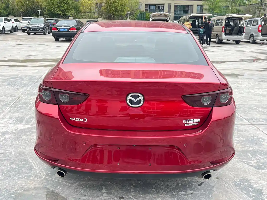 Mazda Mazda 3 Axela 2020 2.0L Automatic Quality Edition 2021 - thumbnail 4