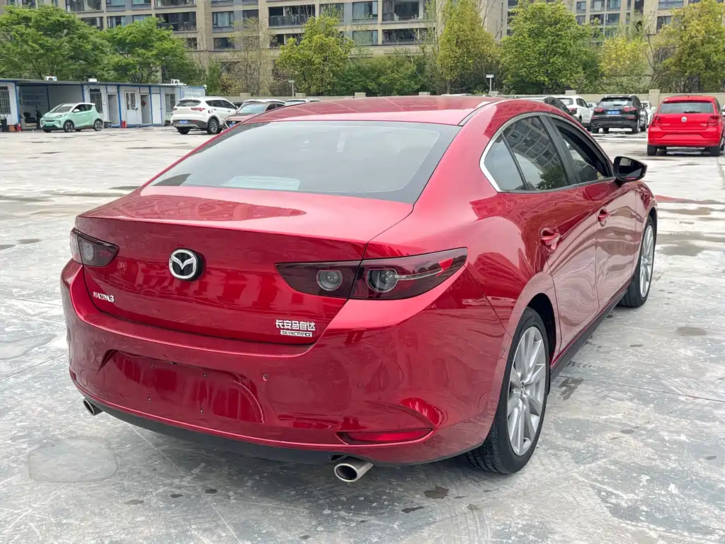 Mazda Mazda 3 Axela 2020 2.0L Automatic Quality Edition 2021 - thumbnail 5