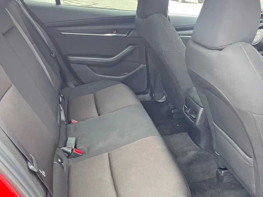 Mazda Mazda 3 Axela 2020 2.0L Automatic Quality Edition 2021 - thumbnail 9