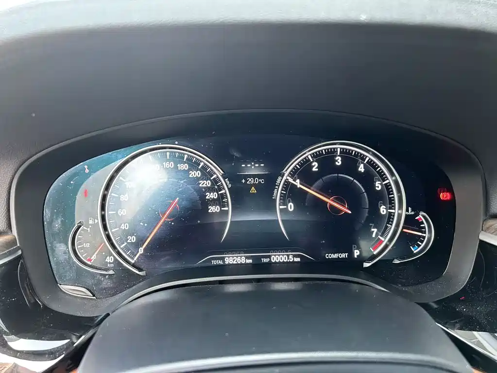 BMW BMW 5 Series (Imported) 2018 Model 530i M Sport Package 2018 - thumbnail 11
