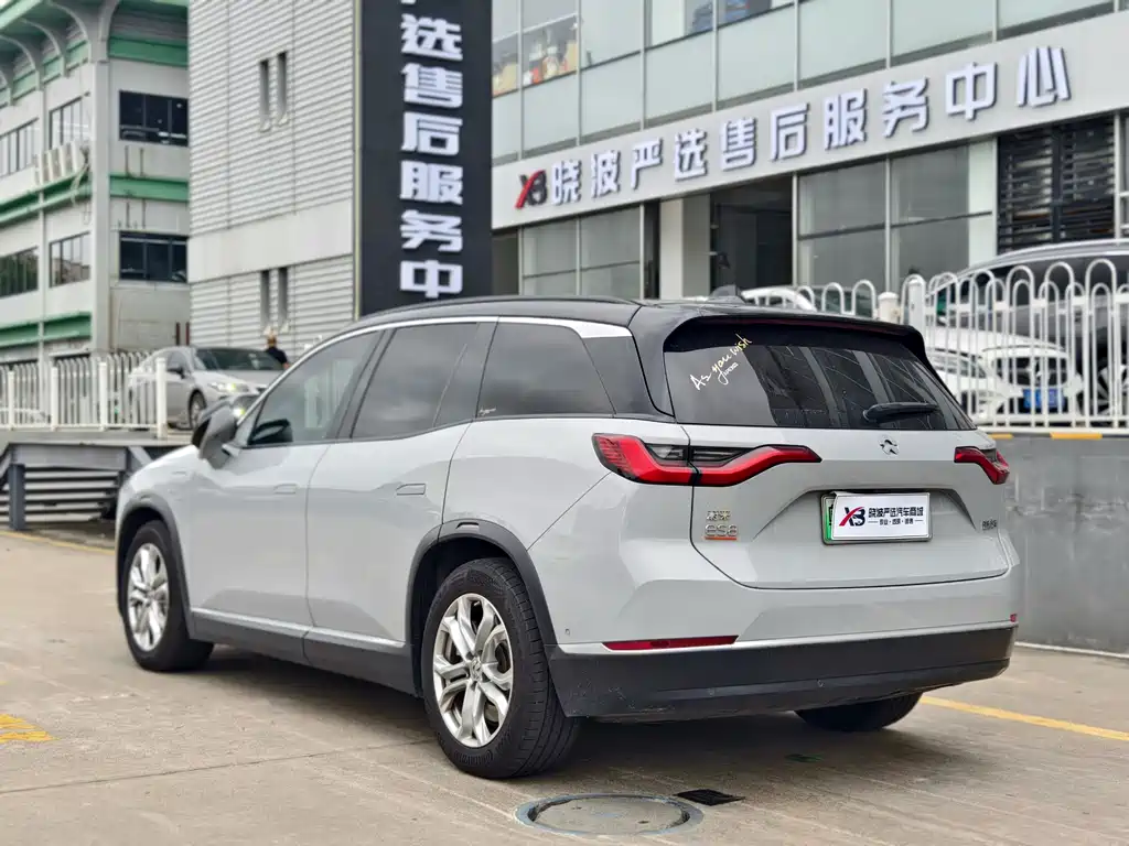 NIO NIO ES8 2020 580KM 6-seater 2022 - thumbnail 5