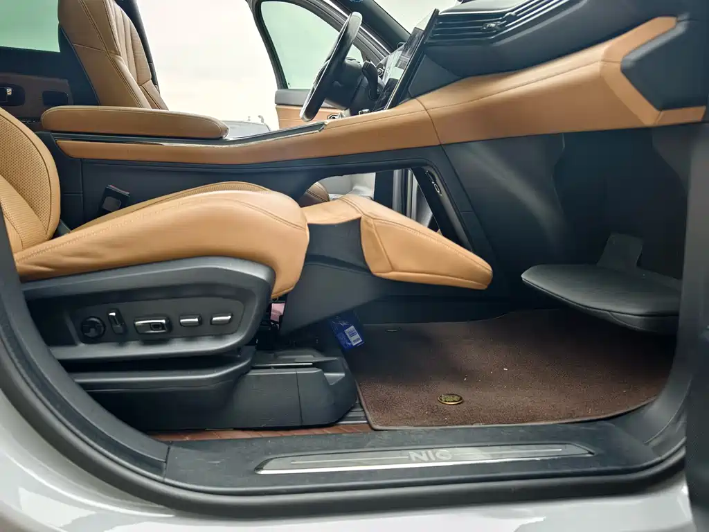 NIO NIO ES8 2020 580KM 6-seater 2022 - thumbnail 11
