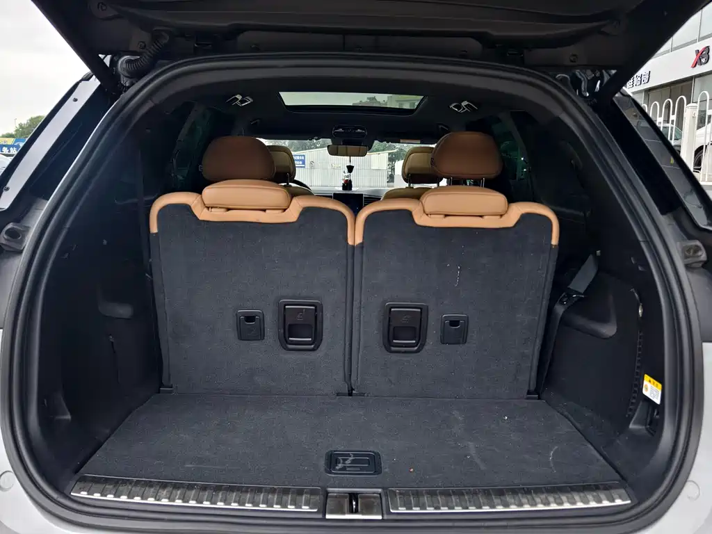 NIO NIO ES8 2020 580KM 6-seater 2022 - thumbnail 17