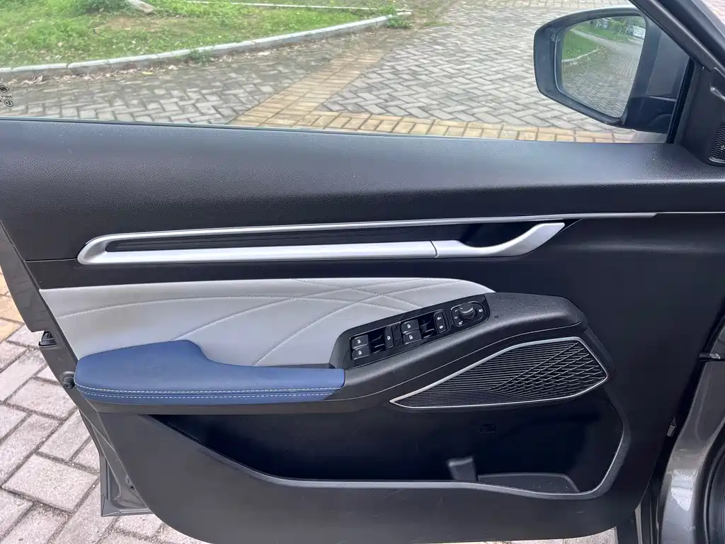 Geely Auto Geely Emgrand 2022 4th Generation 1.5L CVT Flagship 2022 - thumbnail 6