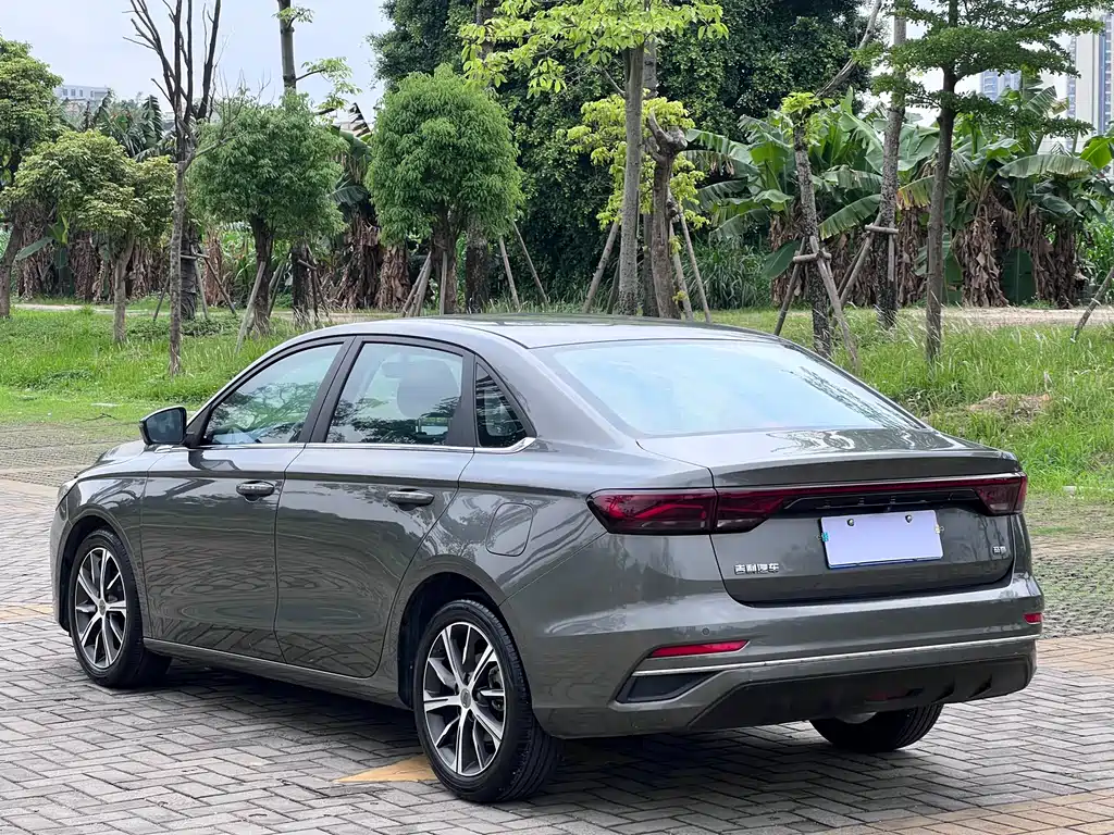 Geely Auto Geely Emgrand 2022 4th Generation 1.5L CVT Flagship 2022 - thumbnail 13