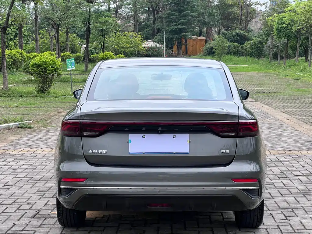 Geely Auto Geely Emgrand 2022 4th Generation 1.5L CVT Flagship 2022 - thumbnail 14
