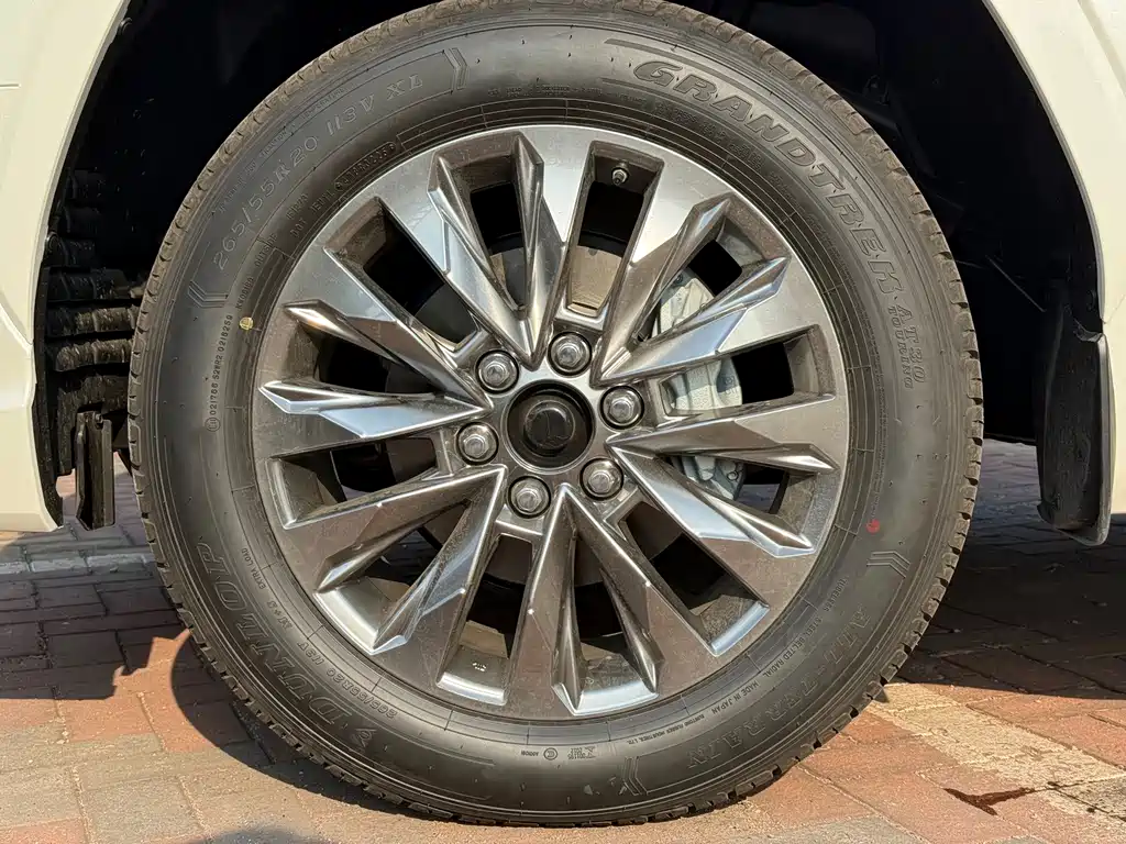 Toyota Land Cruiser LC300 2026 Model 4.0L Middle East Version 2026 - thumbnail 13