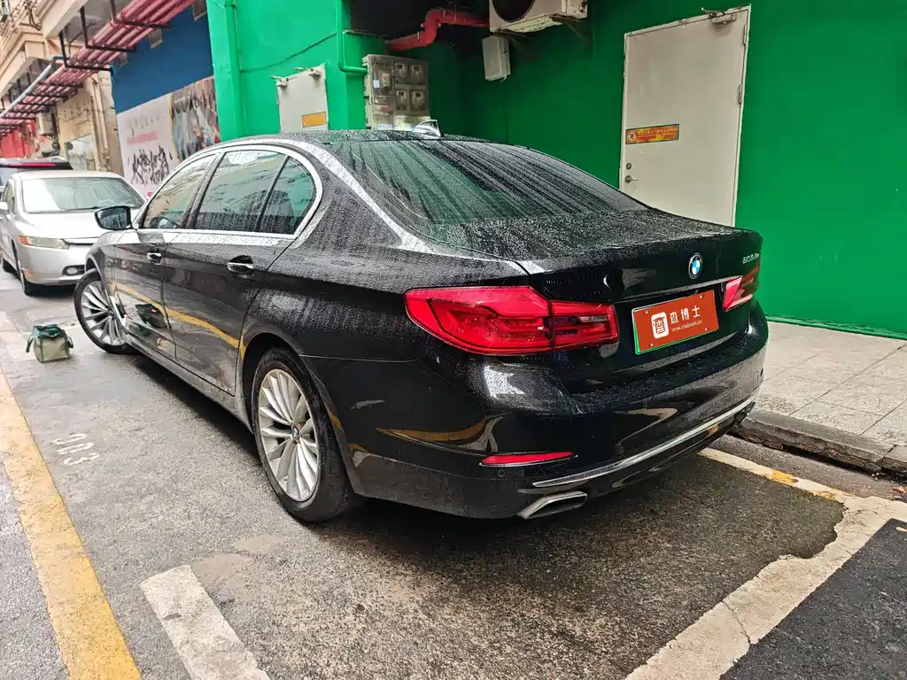 BMW BMW 5 Series Hybrid 2020 530Le Luxury Package 2019 - thumbnail 4