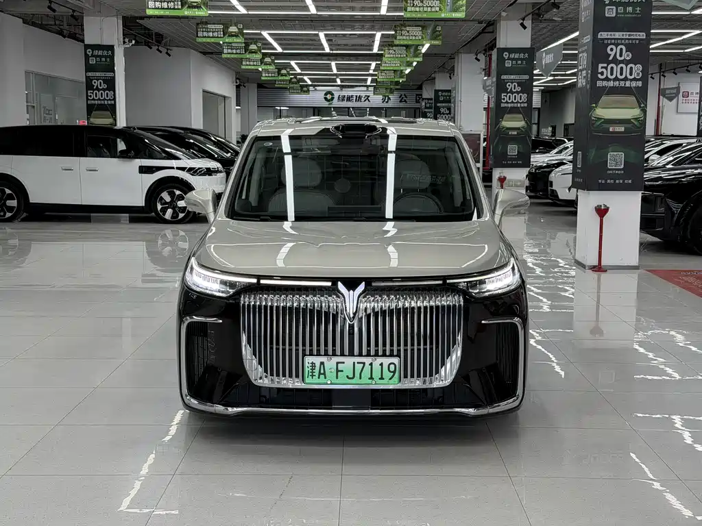 Lantu Automobile Lantu Dreamer 2025 PHEV AWD Flagship Qiankun Edition 2025 - thumbnail 2