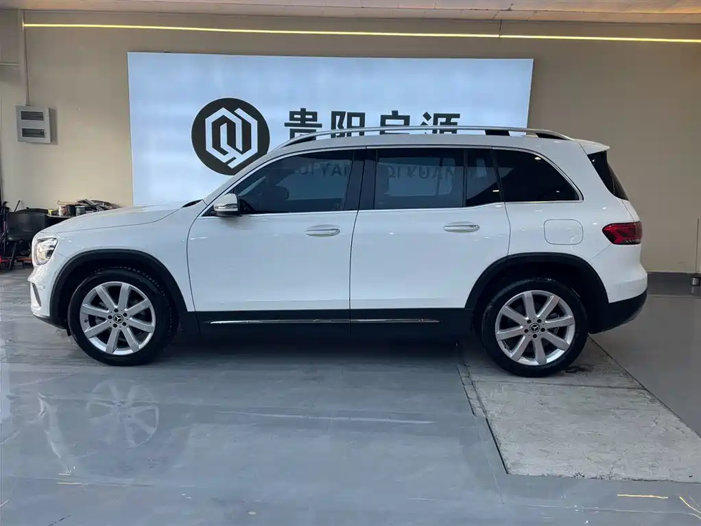 Mercedes-Benz Mercedes-Benz GLB 2020 Facelift GLB 200 Style 2020 - thumbnail 3